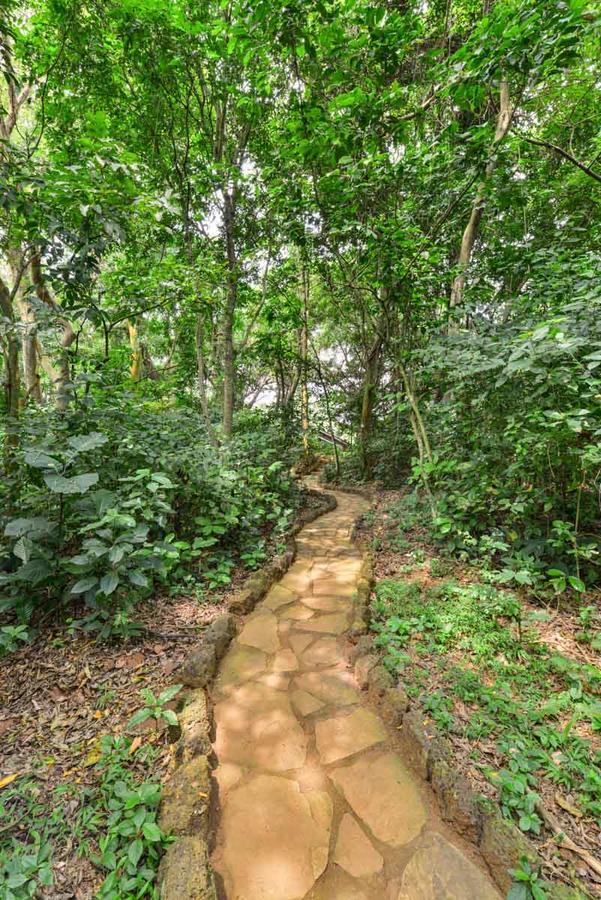 Serenada Eco Resort Mukono Town Exterior photo